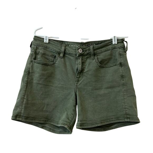 American Eagle Women's Sz 10 Green Mid Rise Midi Twill Jean Shorts Super Stretch - Picture 1 of 5